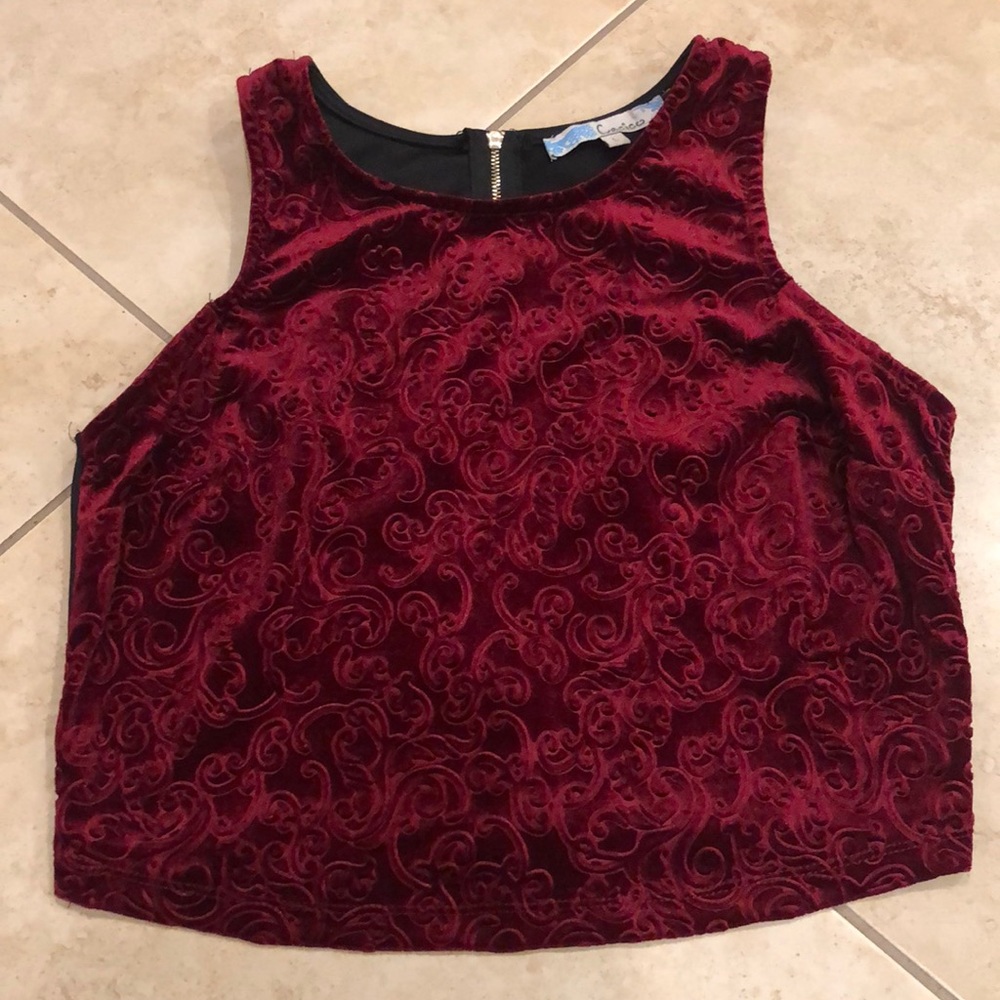 Cool CECICO crop top